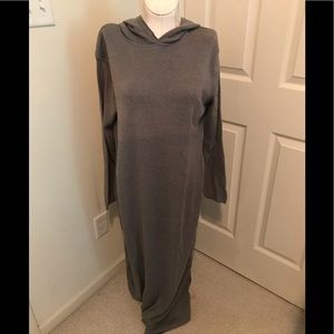 Babette Ballinger size M nwt size Medium $145*** not perfect **